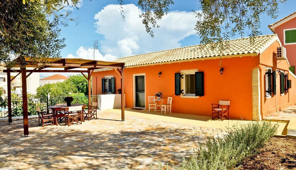 Theano Cottage ไกออส ห้อง รูปภาพ